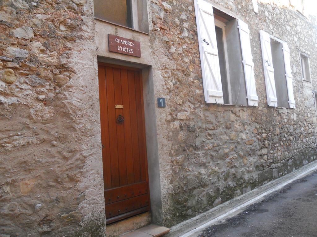 Chez Shona Hotel Lagrasse Exterior photo